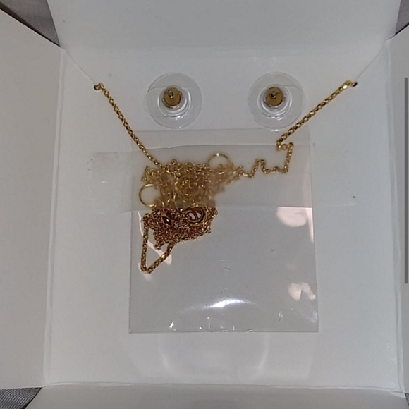 Kate Spade Heart Necklace Earrings Box Jewelry Set - Picture 6 of 10